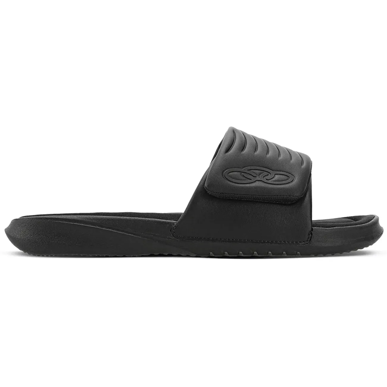 Chinelo Olympikus Melbourne 2 preto visto de perfil direito com tira acolchoada e palmilha anatômica